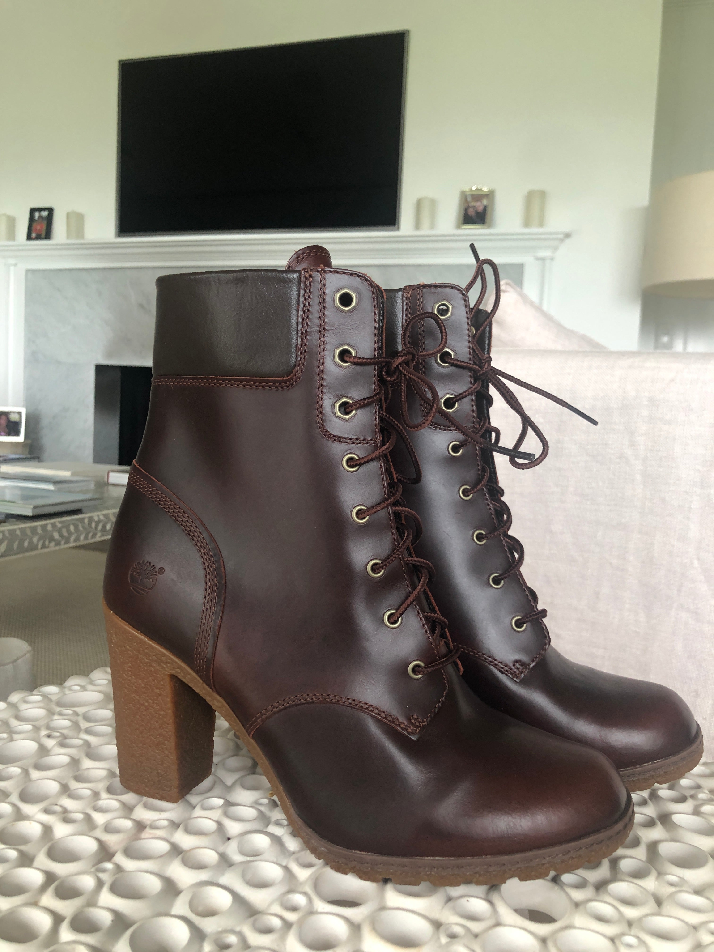 Timberlands hot sale boots maroon