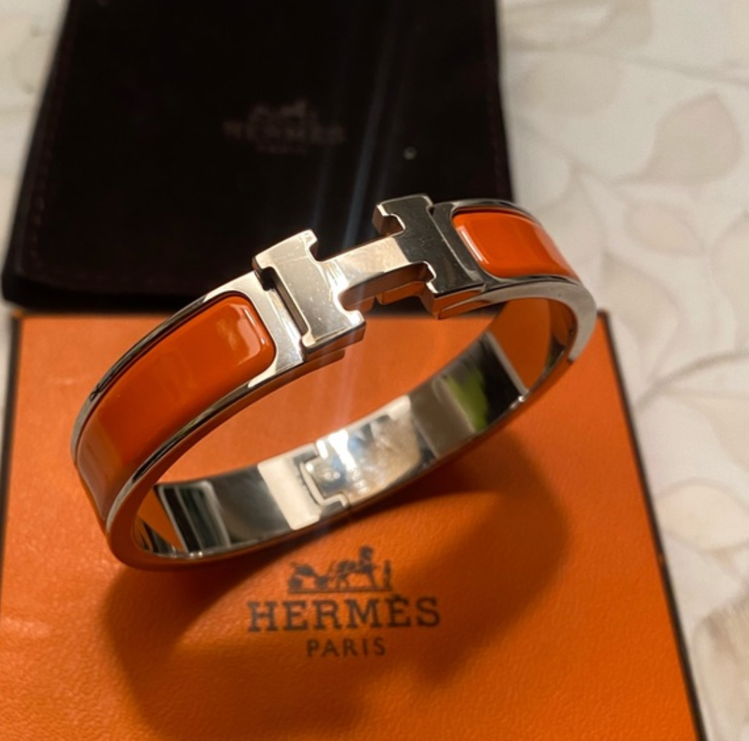 Authentic Hermès Enamel  Clic H Bracelet; Orange